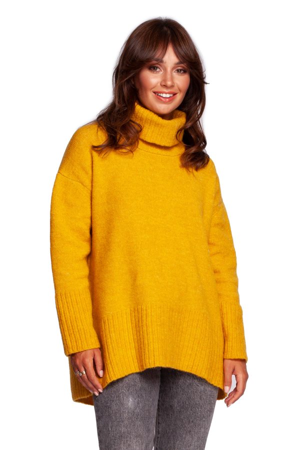 BK086 Sweter z golfem i rozcięciem z tyłu - miodowy z wełną ❤