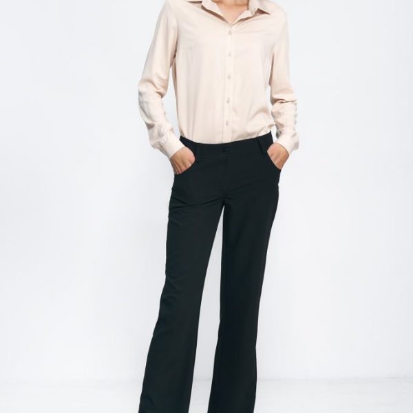 Czarne spodnie typu bootcut - SD80